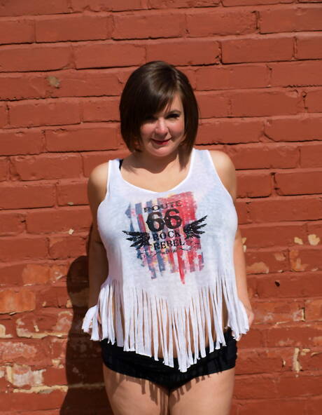 TAC Amateurs invite you to explore xxx pictures with Roxy in masturbation scene